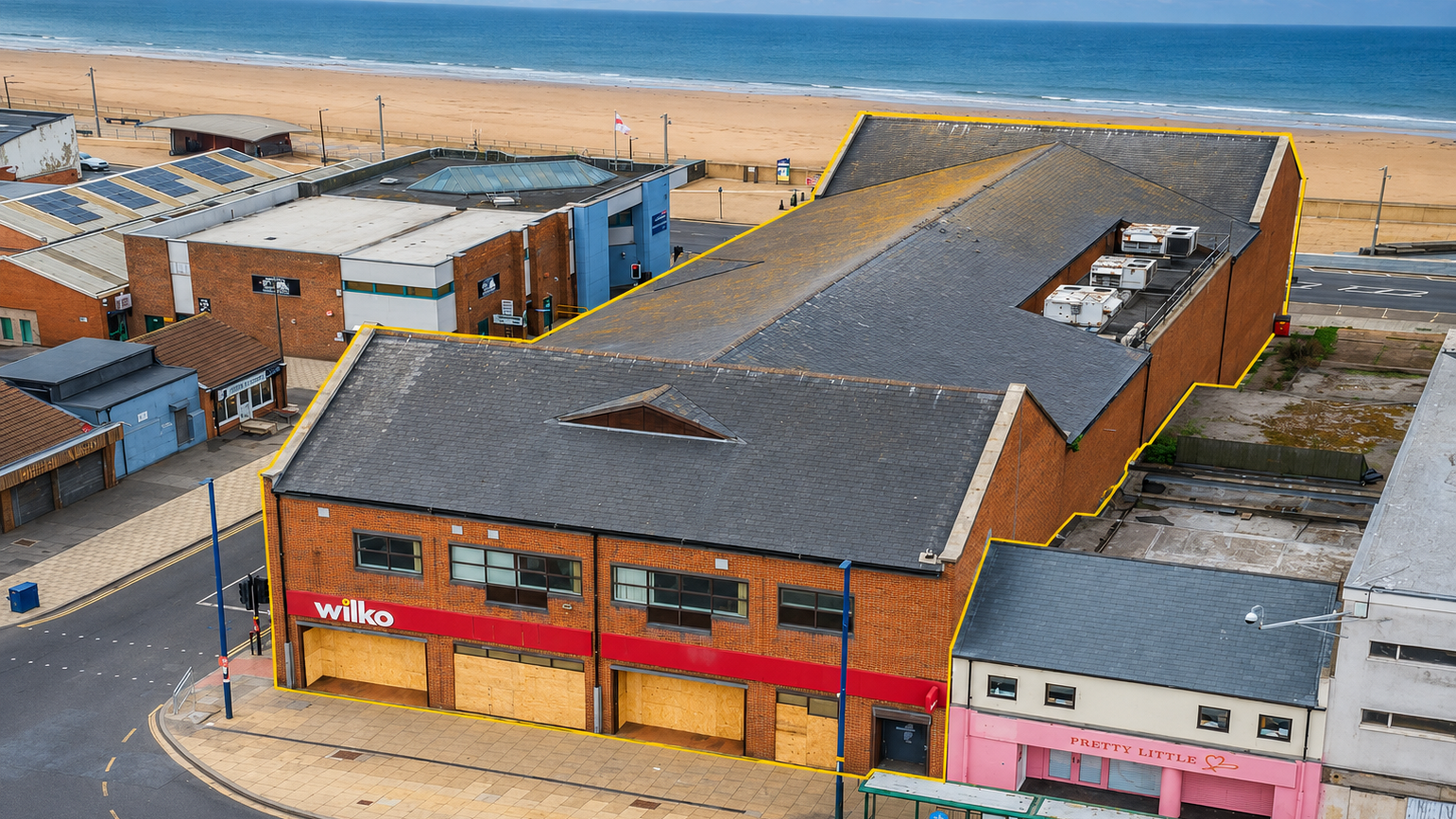 Hosannahs – Redcar High Street | Aerial View – Seafront Proximity