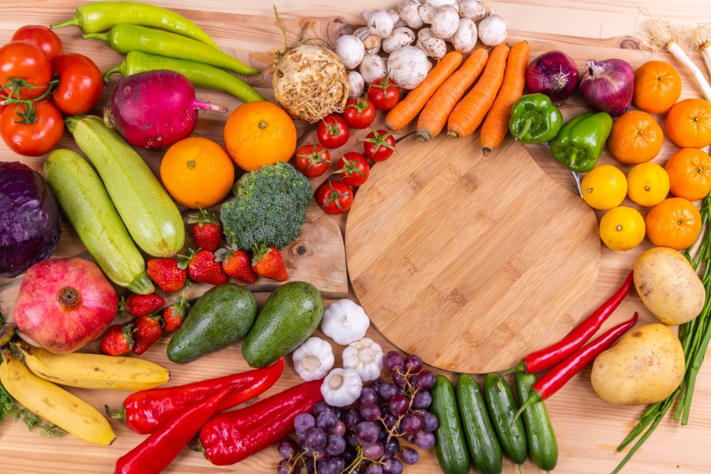 10 Fruits and Vegetables You Should Eat With Their Skins