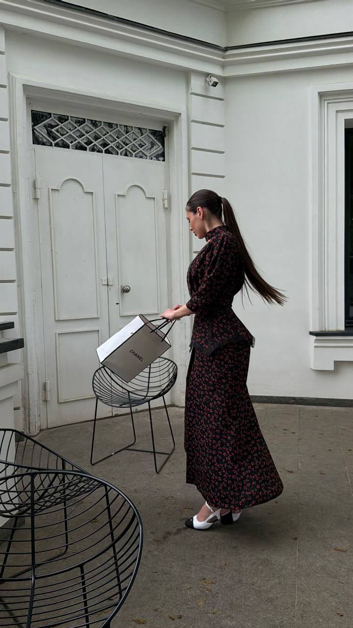 Išskirtinė maksi ilgio suknelė