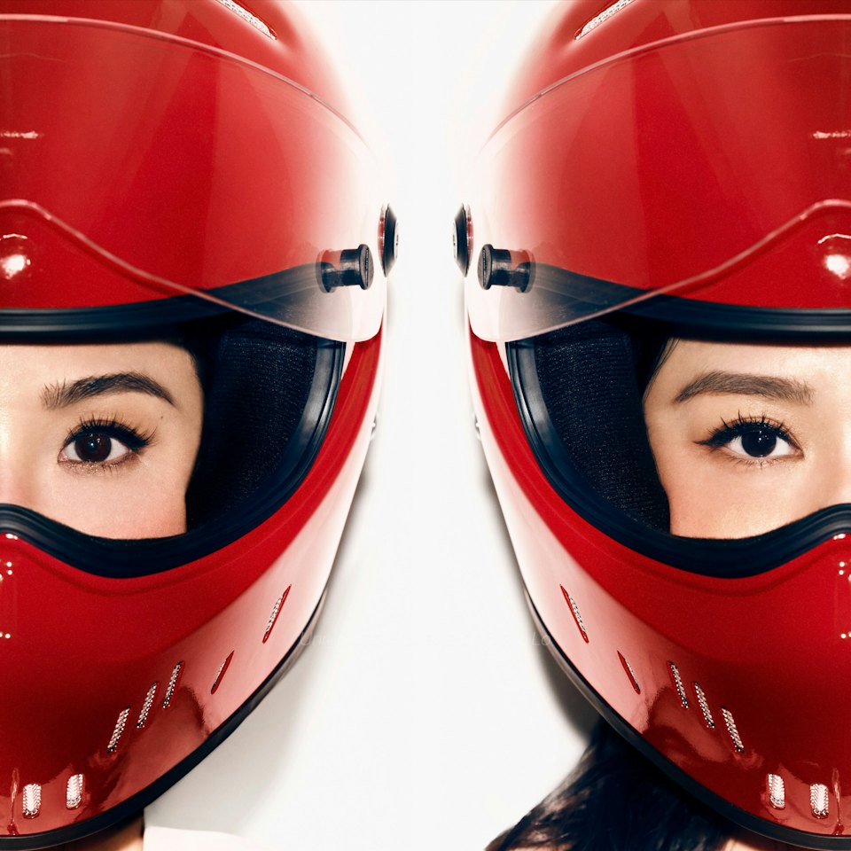 Twins to Bring ‘Side by Side’ Concert to HKCEC for Three December Shows