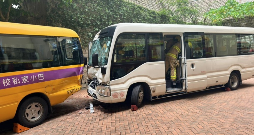 Eight Children Among 13 Injured After Two School Buses Collide in Ngau Chi Wan