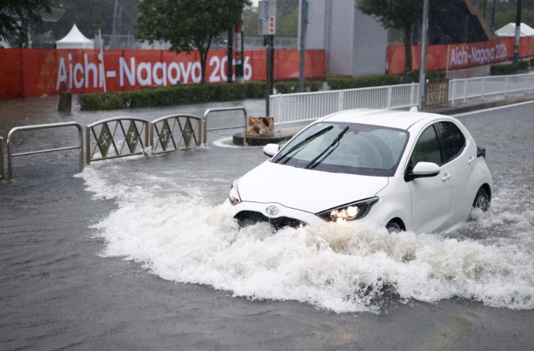 Record Rain Forces Hundreds of Asian Games Athletes to Evacuate Nagoya Accommodation