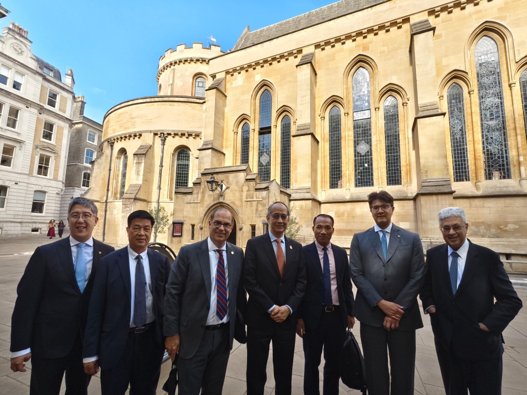 HK Bar Chairman Takes Hong Kong Legal Message to London
