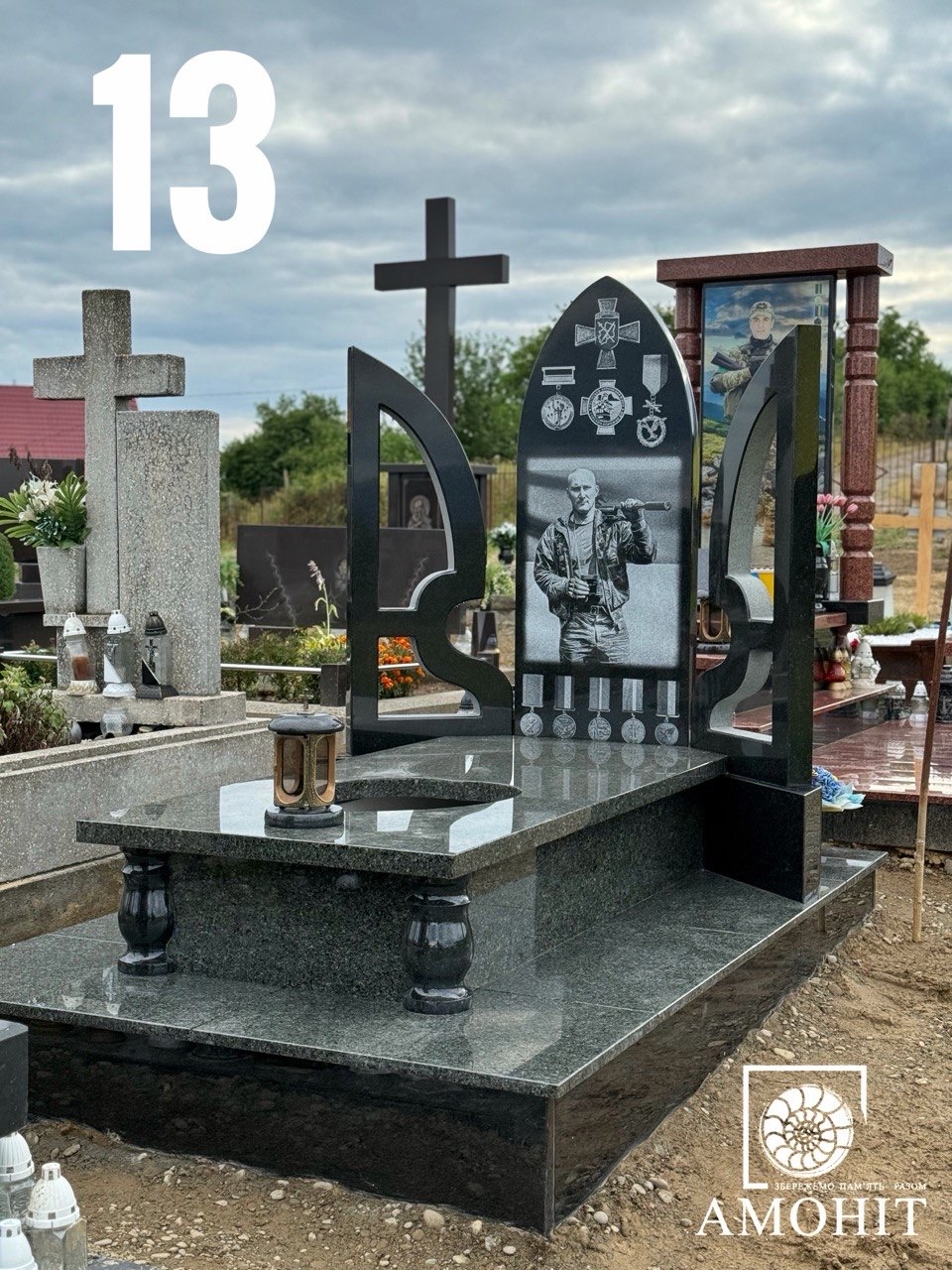 Пам'ятники для військових