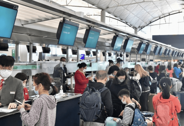 Cathay Pacific Suspends Dubai and Riyadh Passenger Flights Until November 30