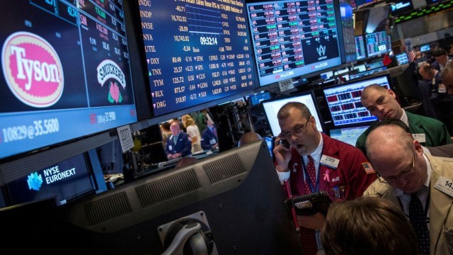 US Stocks Recover as Treasury Yields Pull Back