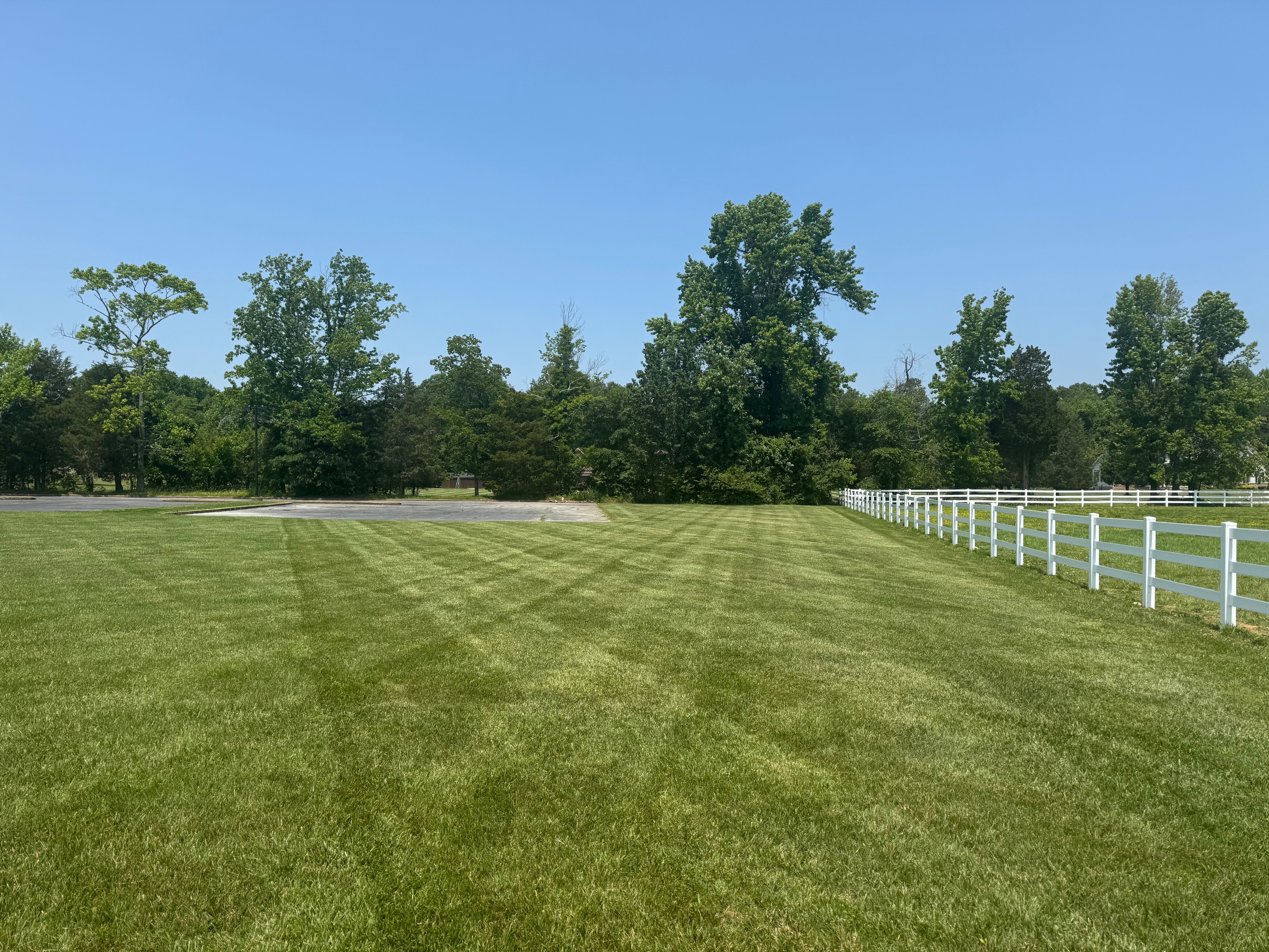 Bay Crab Exteriors Northern Virginia landscaping and lawn care