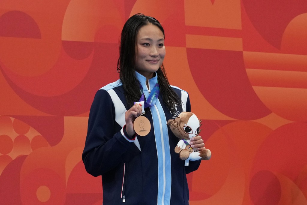 Natalie Kan wins Asian Games bronze with Hong Kong record