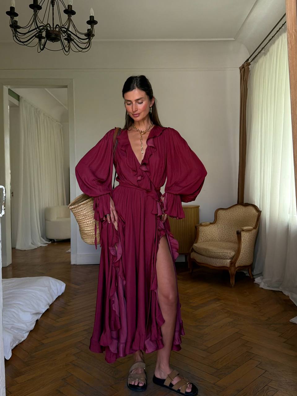 Romantiško silueto suknelė
