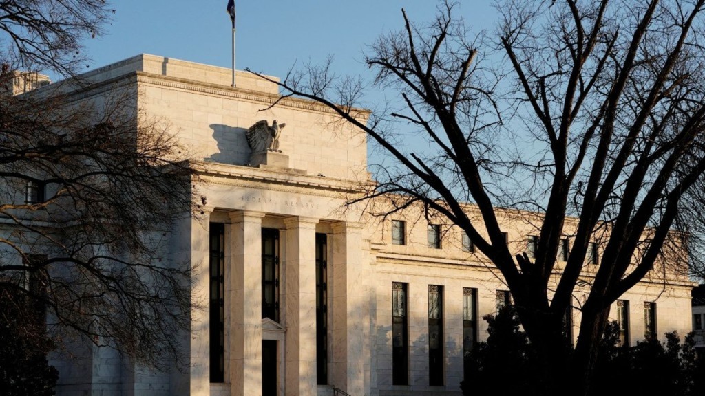 Goldman Sachs Delays Fed Rate Hike Forecast to December