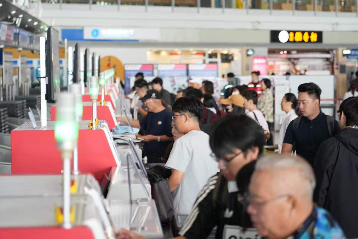 China airports brace for record National Day travel rush