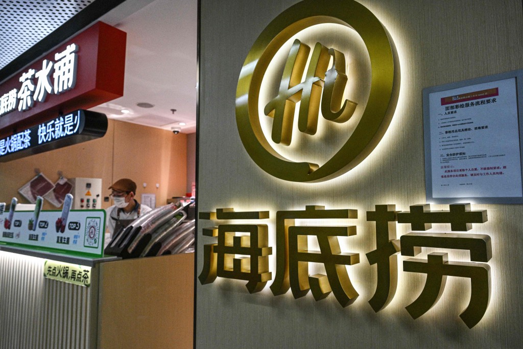 Haidilao Shares Plunge 12% After Major Shareholder Reportedly Sells 260 Million Shares